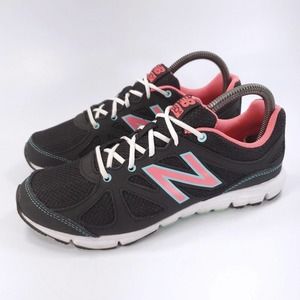 New Balance Women's Athletic Shoes - Black and Pink